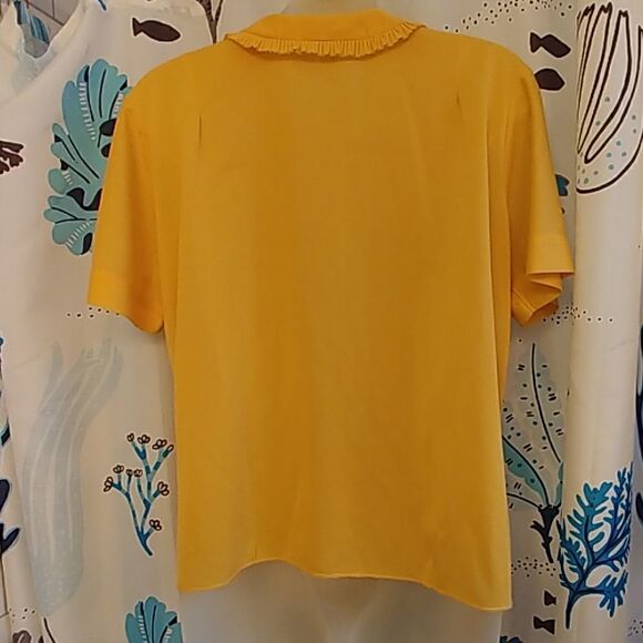 Vintage 60s Yellow Blouse With Rhinestone Buttons - Picture 4 of 8